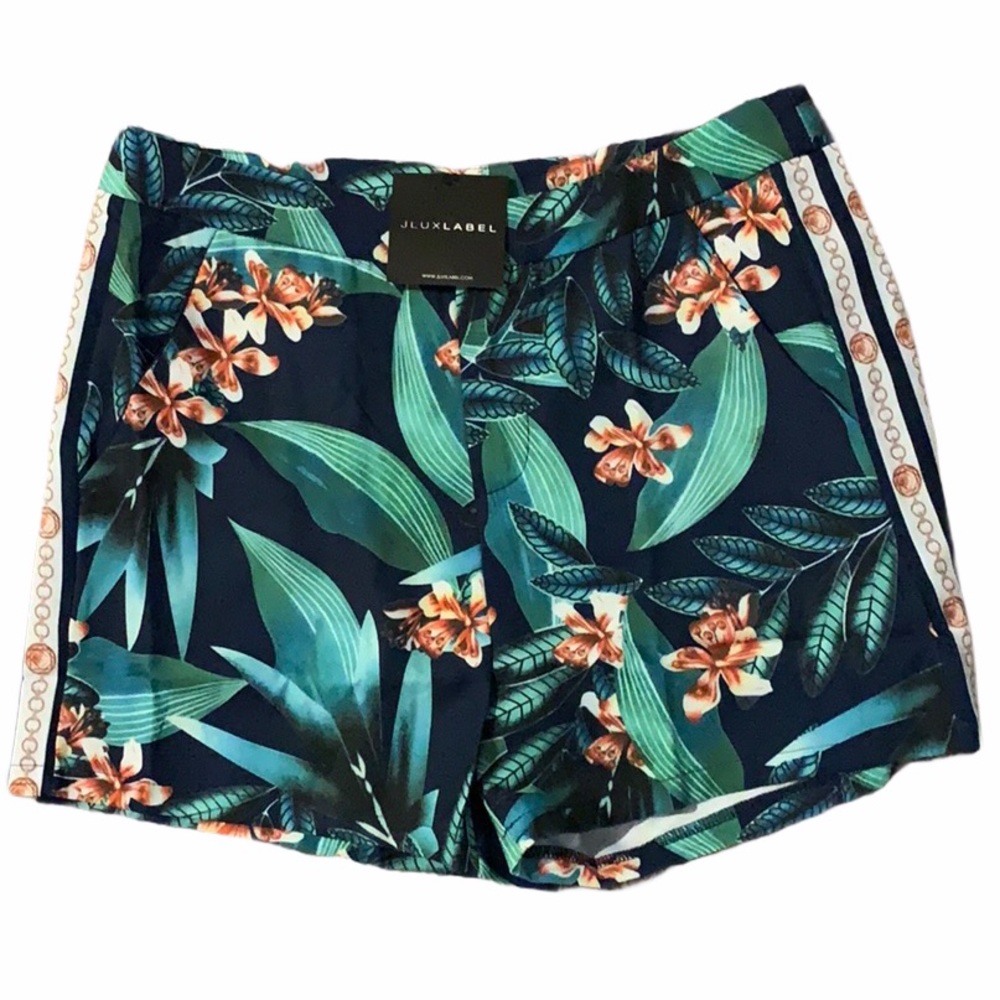 NWT JLUXLABEL Green Palm Beach Printed Shorts